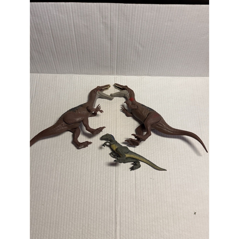 jurassic world toys  3 lot Baryonyx Qty 2 And Attack Pack Velociraptor